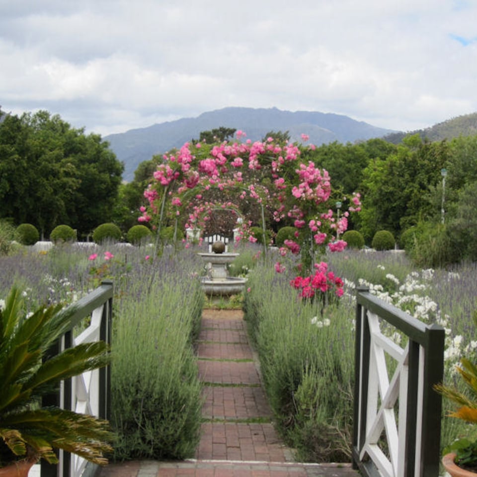 Chapter House Boutique Hotel